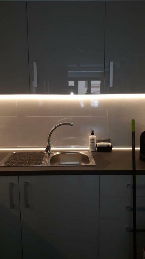 דירות מאלגה Lovely Loft מראה חיצוני תמונה